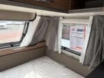 Weinsberg CaraOne 390 QD 750 kg - Imagen 12
