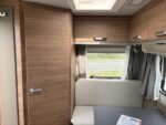 Weinsberg CaraOne 390 QD 750 kg - Imagen 13
